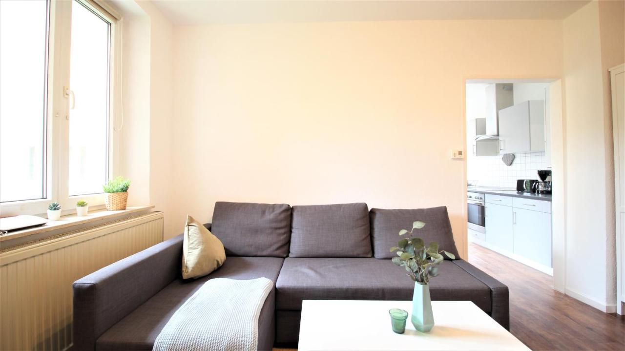 Appartamento Zentral Wohnen - inkl. privatem Stellplatz Würzburg Esterno foto