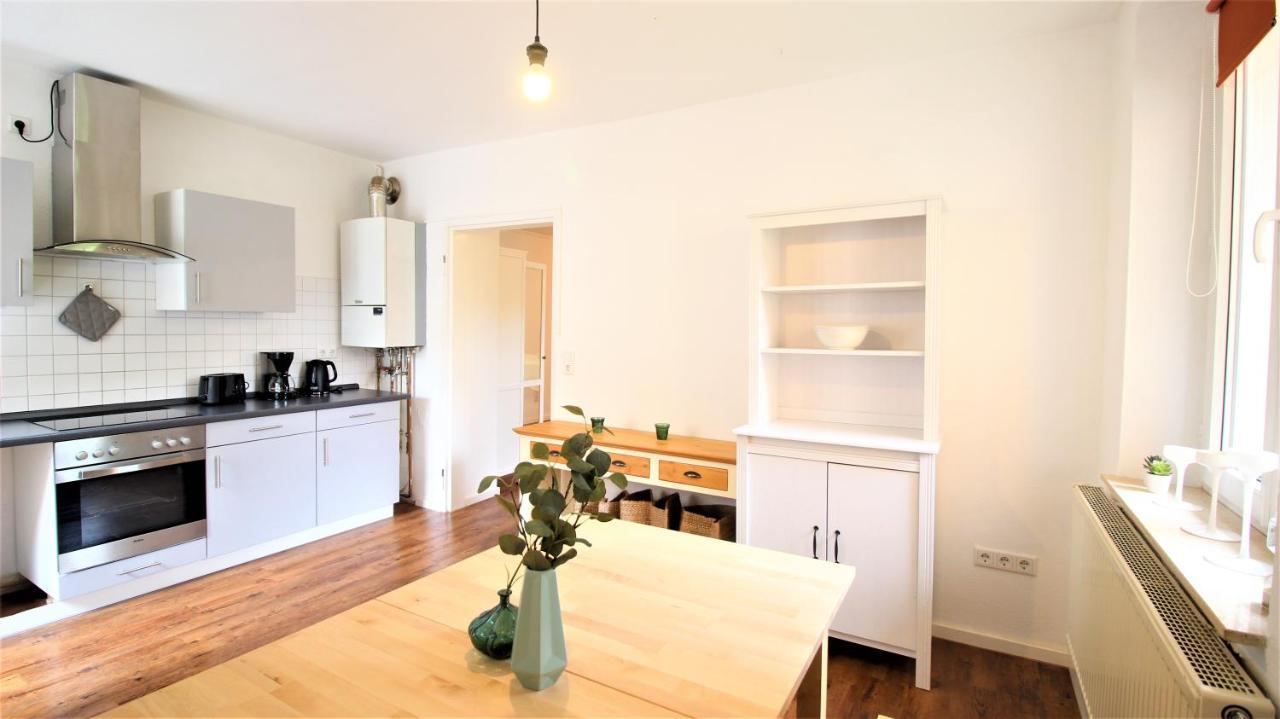 Appartamento Zentral Wohnen - inkl. privatem Stellplatz Würzburg Esterno foto