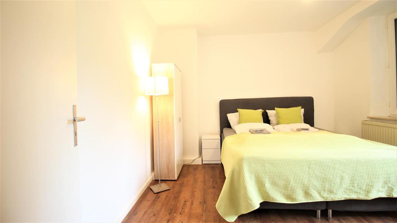 Appartamento Zentral Wohnen - inkl. privatem Stellplatz Würzburg Esterno foto