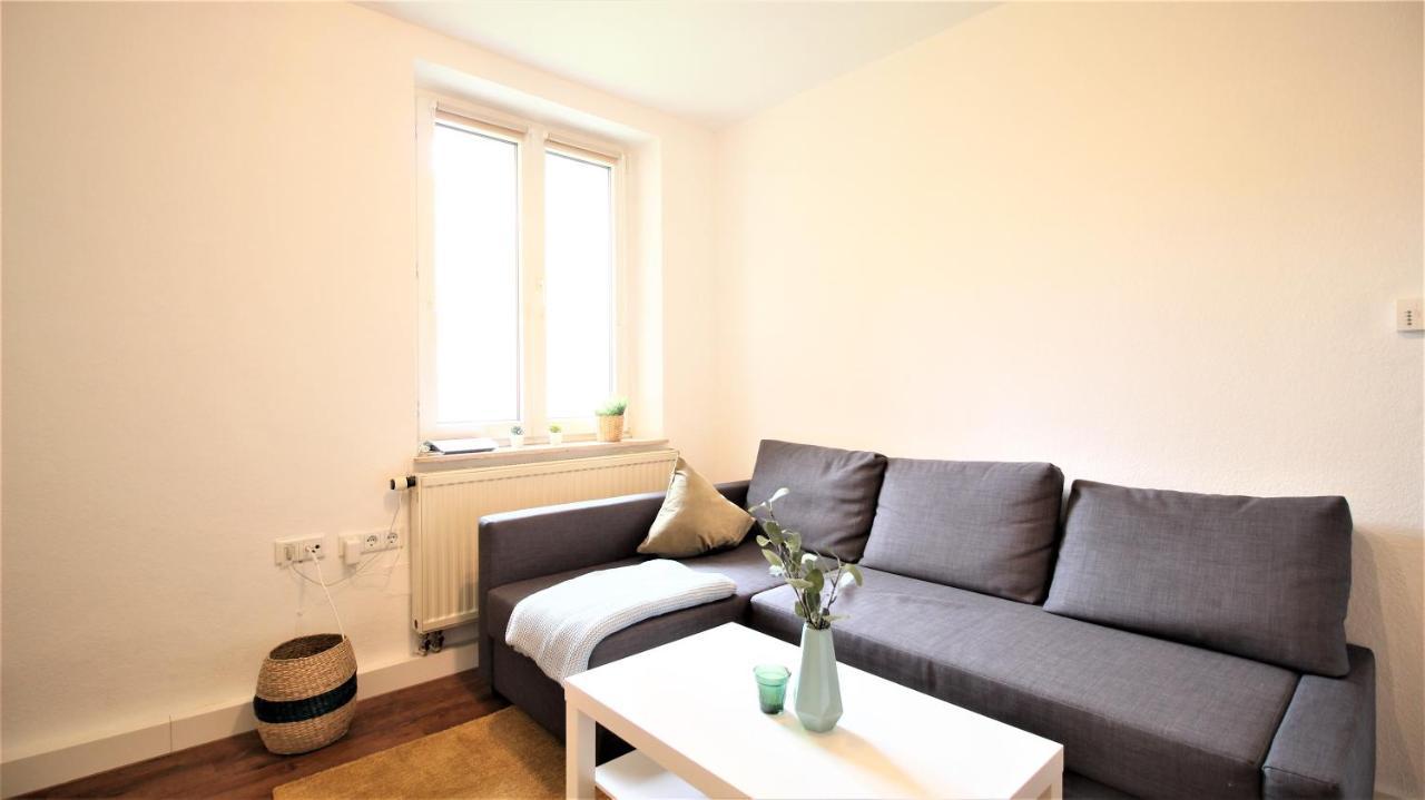 Appartamento Zentral Wohnen - inkl. privatem Stellplatz Würzburg Esterno foto