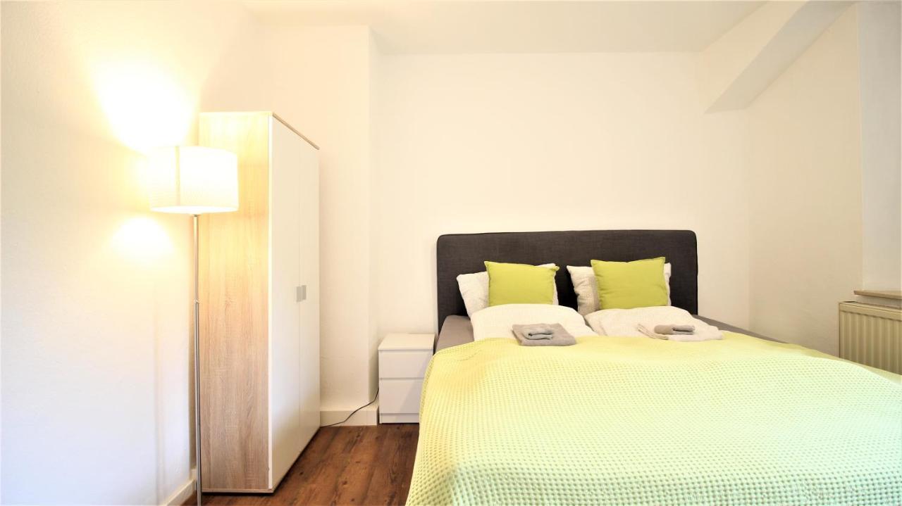 Appartamento Zentral Wohnen - inkl. privatem Stellplatz Würzburg Esterno foto